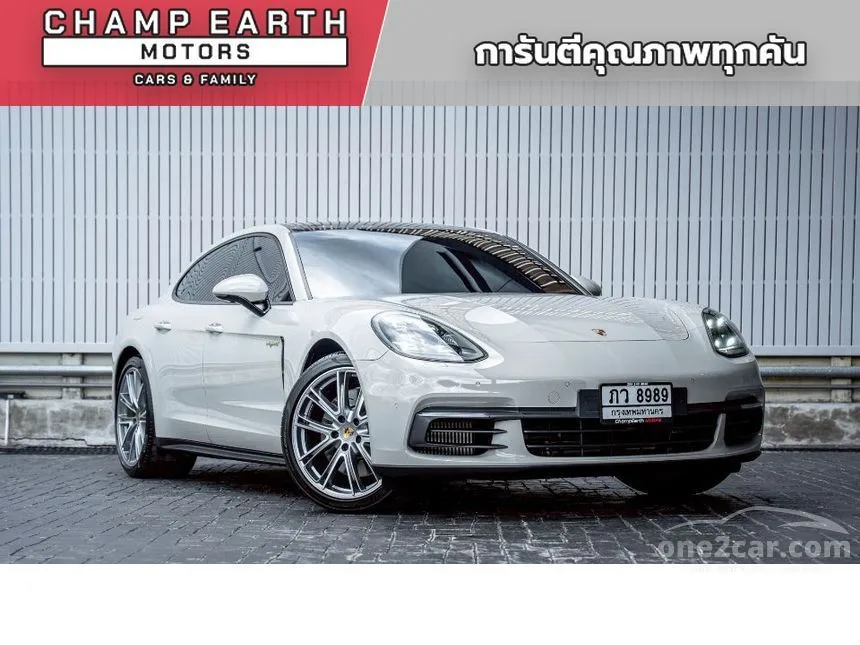 2018 Porsche PANAMERA 4 E-Hybrid Sedan