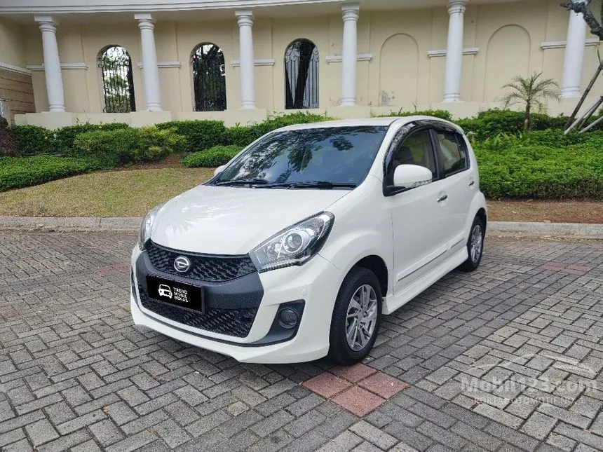 2016 Daihatsu Sirion D Sport Hatchback