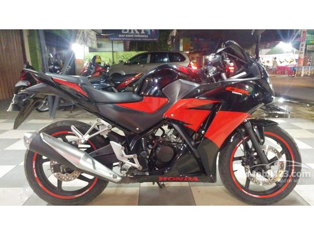  Harga  Motor  Cbr  150 Tahun  2021  Bekas Tentang Tahun 