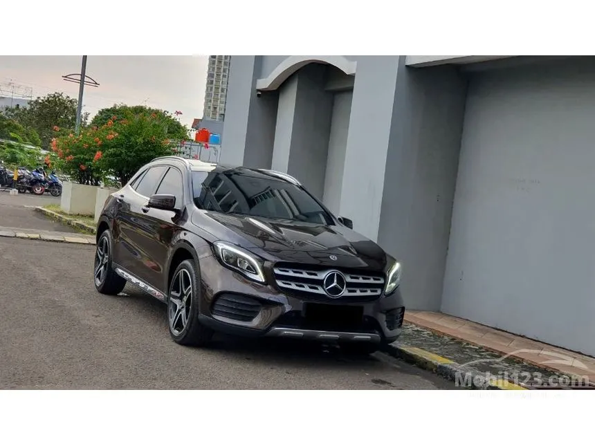 2018 Mercedes-Benz GLA200 AMG SUV