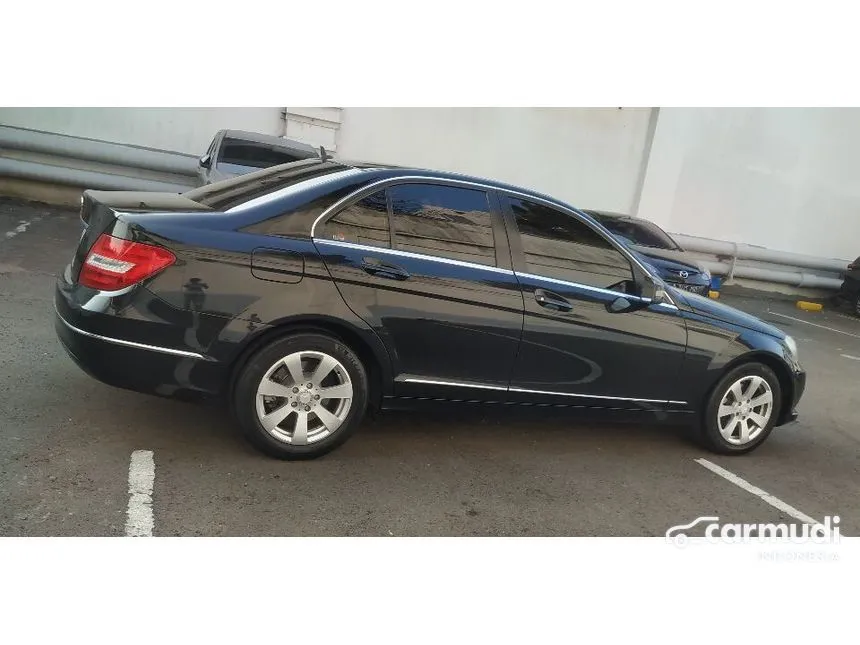 2013 Mercedes-Benz C200 CGI Sedan