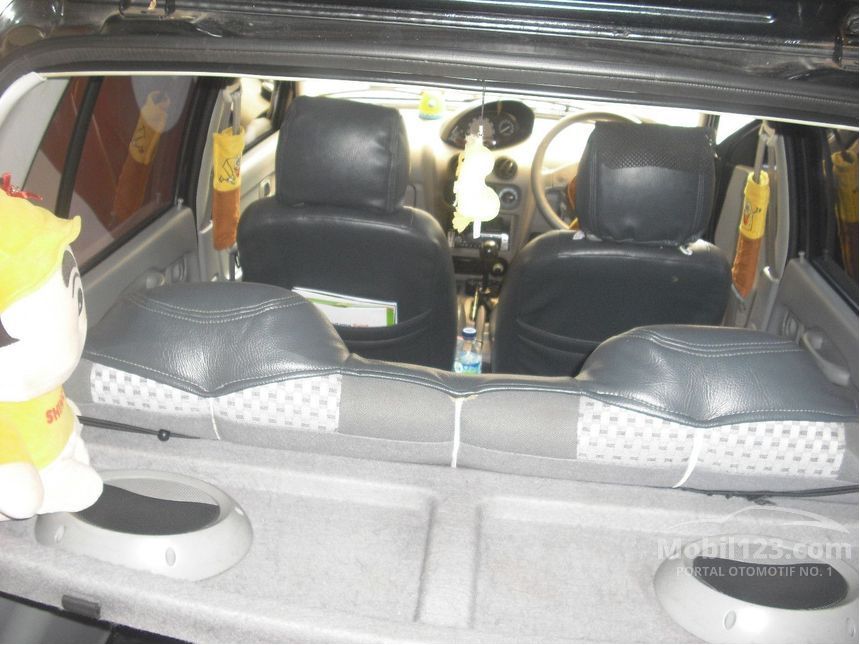2004 Daihatsu Ceria KX Hatchback