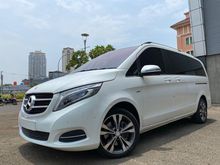 2016 Mercedes-Benz V220 2.1 d Van Wagon Avantgarde ATPM White On Black Audio Burmester Bagasi PBD TDP150JT Super Mulus Like New