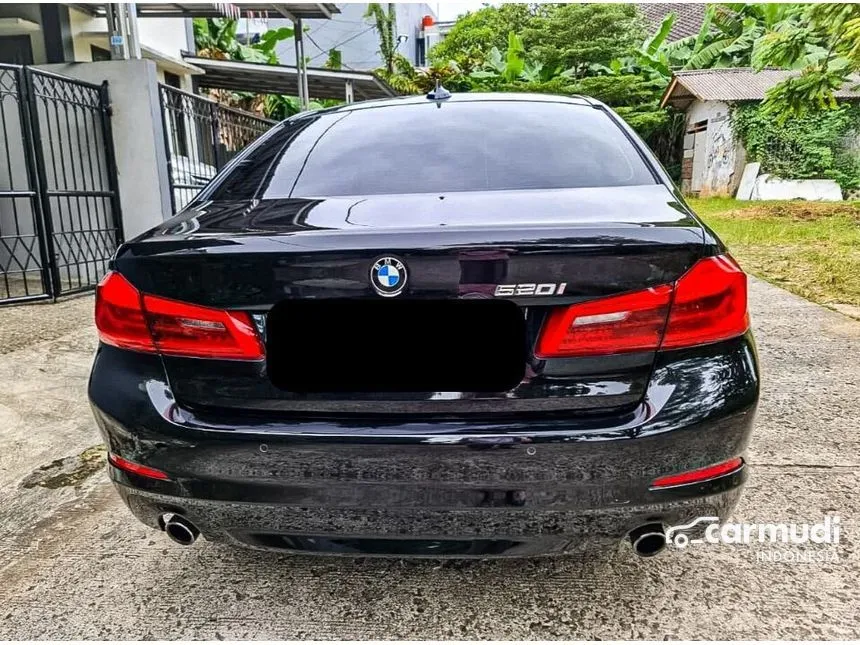2019 BMW 520i Sedan