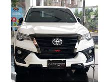 Promo Akhir Tahun Toyota Fortuner 4x2 2.4 VRZ AT Diesel TRD 2019, Special Offer, Clearance Sale, Dapatkan Harga Terbaik