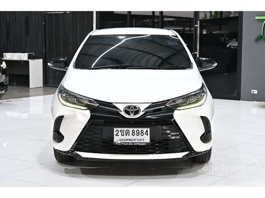 2021 Toyota YARIS Sport Hatchback