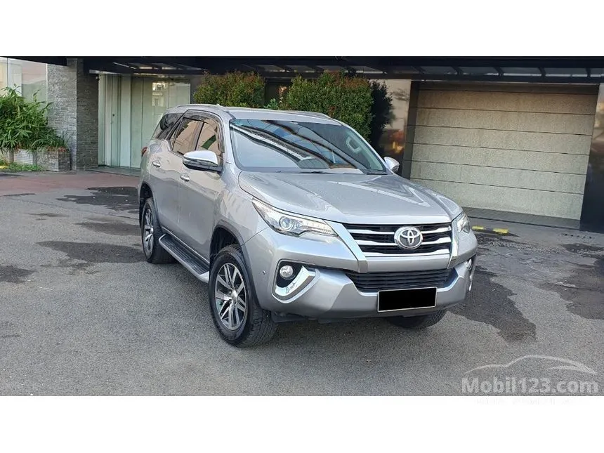 Jual Mobil Toyota Fortuner 2018 VRZ 2.4 di DKI Jakarta Automatic SUV Silver Rp 359.000.000
