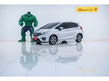 2015 Honda Jazz 1.5 (ปี 14-18) SV i-VTEC Hatchback AT