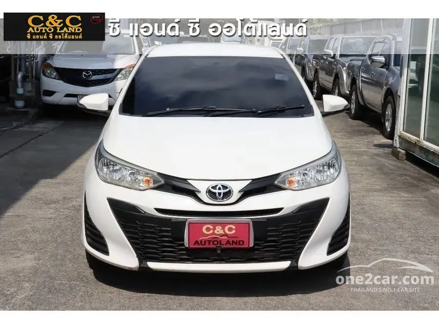 2018 Toyota YARIS E Hatchback