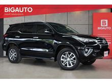 2017 Toyota Fortuner 2.8 (ปี 15-18) V 4WD SUV AT