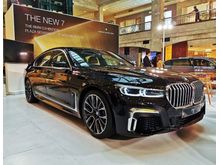 2020 BMW 730Li 2.0 M Sport Sedan BMW 730Li 2.0 M Sport Facelift 2020.Sporty Comfort Classy Low Tdp WELCOME Cuman 273Juta