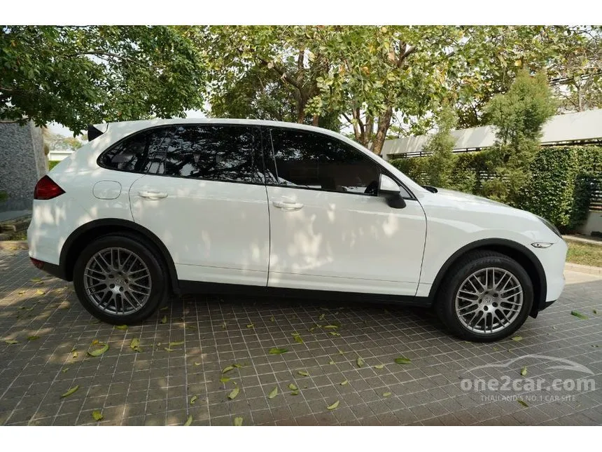 2013 Porsche CAYENNE SUV