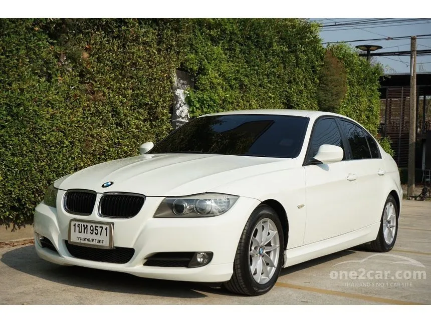 2011 BMW 320i SE Sedan