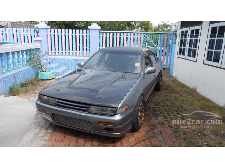 Nissan cefiro 1992