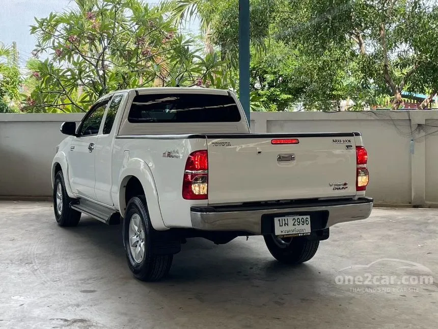2013 Toyota HILUX VIGO Champ E Prerunner Smart Cab ABS (Navi) Pickup
