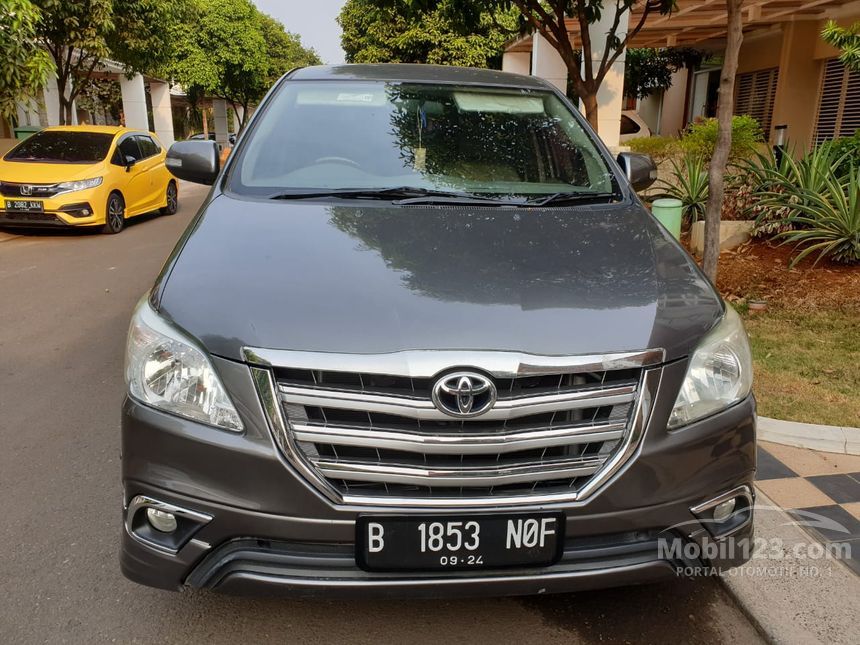 Jual Mobil  Toyota  Kijang  Innova  2014 V  Luxury  2 0 di Jawa 
