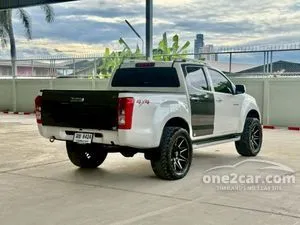 2015 Isuzu D-MAX 3.0 Vcross Z-Prestige Cab-4 Pickup