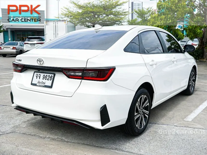 2023 Toyota Yaris Ativ Smart Sedan