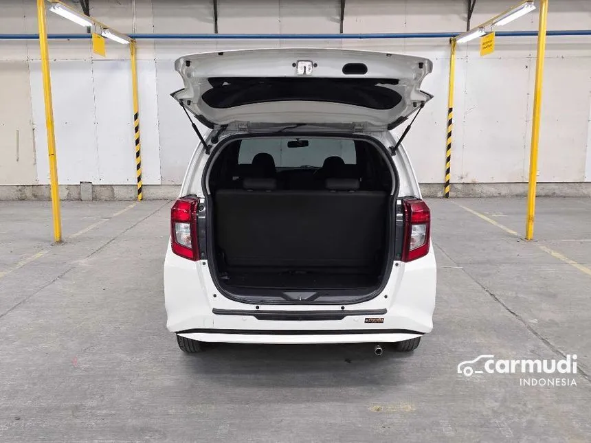 2018 Daihatsu Sigra X Deluxe MPV