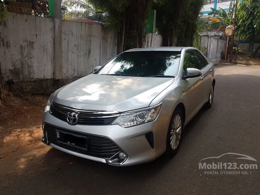 Jual Mobil Toyota Camry 2015 V 2.5 di DKI Jakarta Automatic Sedan Silver Rp 237.000.000