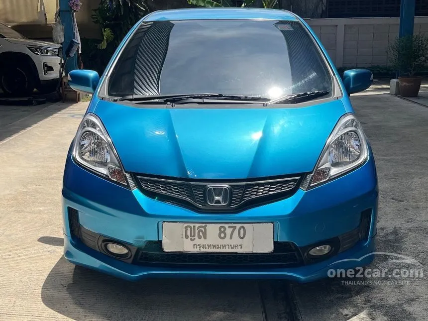 2012 Honda JAZZ SV Hatchback