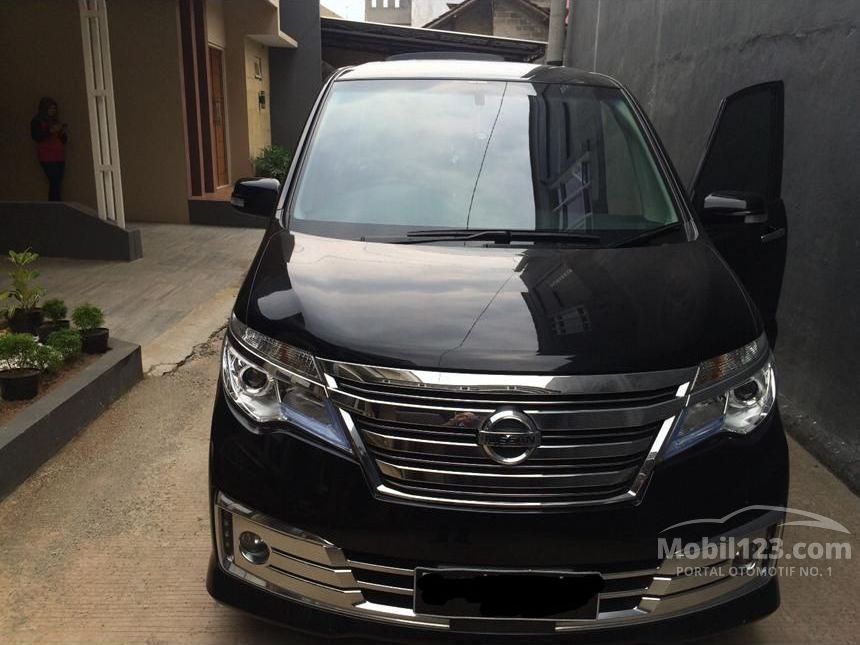 Jual Mobil Nissan Serena 2015 Panoramic Autech 2.0 di DKI 