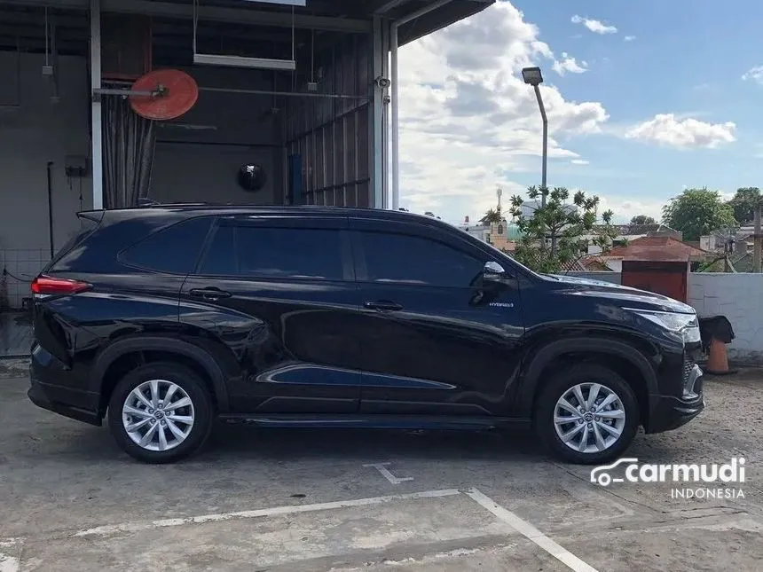 2025 Toyota Kijang Innova Zenix V HV Modellista (Non Premium Color) MPV