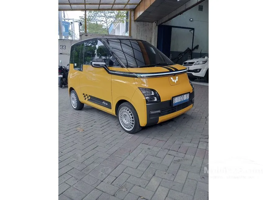 2022 Wuling Air EV Long Range Hatchback