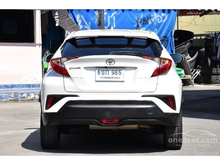 2018 Toyota C-HR Mid SUV