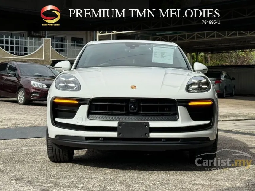 2022 Porsche Macan SUV