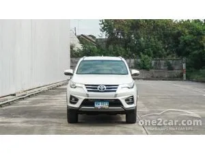 2017 Toyota FORTUNER 2.4 V SUV