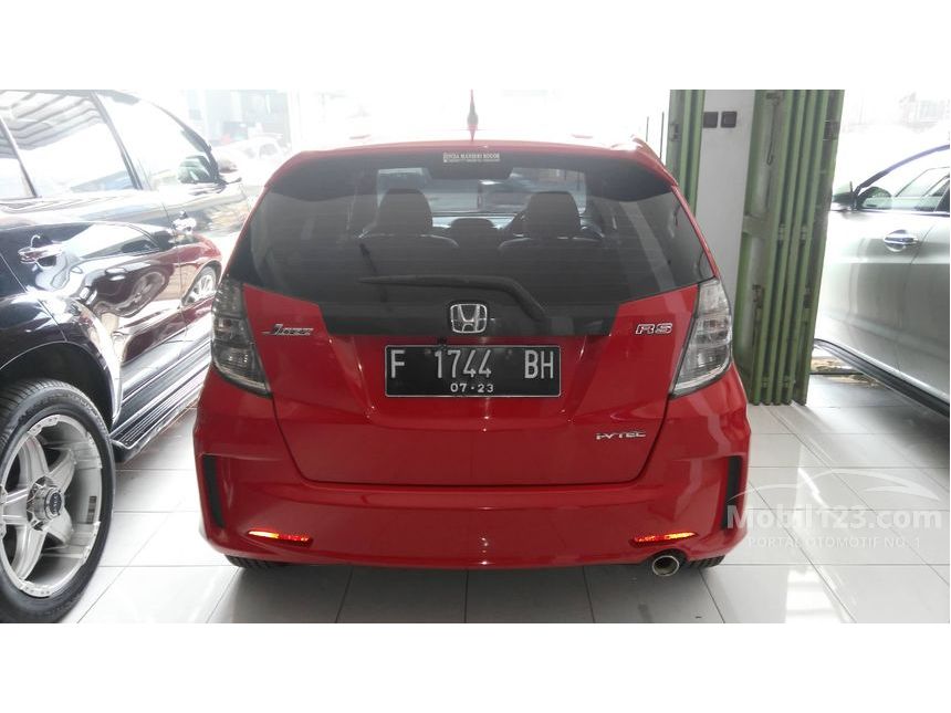 Jual Mobil  Honda  Jazz 2013 RS 1 5 di Jawa  Barat  Automatic 