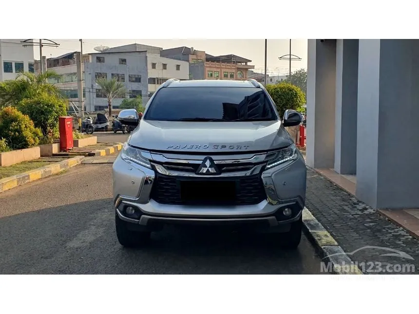 2017 Mitsubishi Pajero Sport Dakar 4X2 SUV