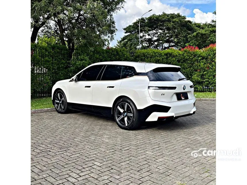 2023 BMW iX xDrive40 Sport SUV