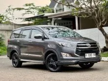 2019 Toyota Kijang Innova 2.4 Venturer MPV DIESEL AT ABU ABU