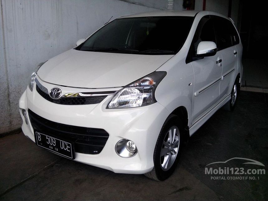 Jual Mobil  Toyota Avanza  2013  Veloz  1 5 di Jawa Barat 