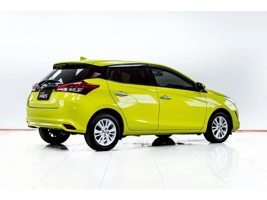 2018 Toyota YARIS G Hatchback