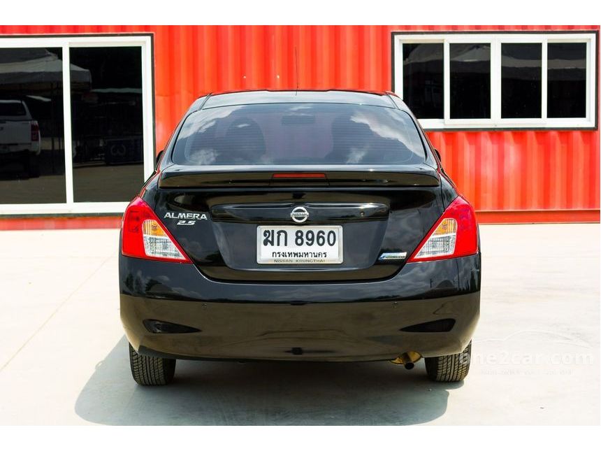 Nissan almera 2011