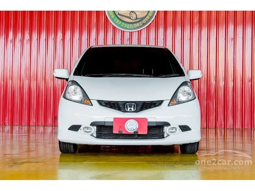 2011 Honda JAZZ SV Hatchback