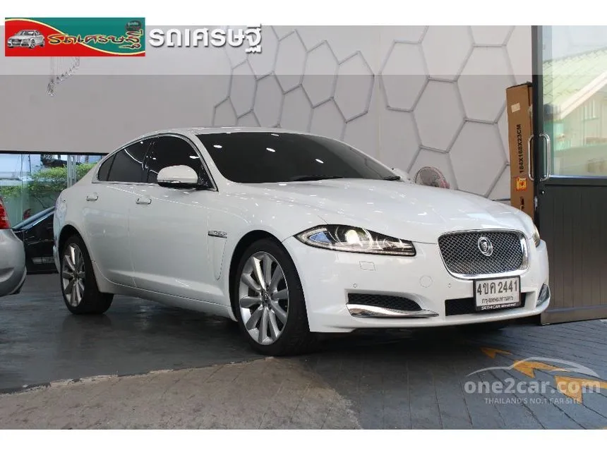 2012 Jaguar XF Sedan