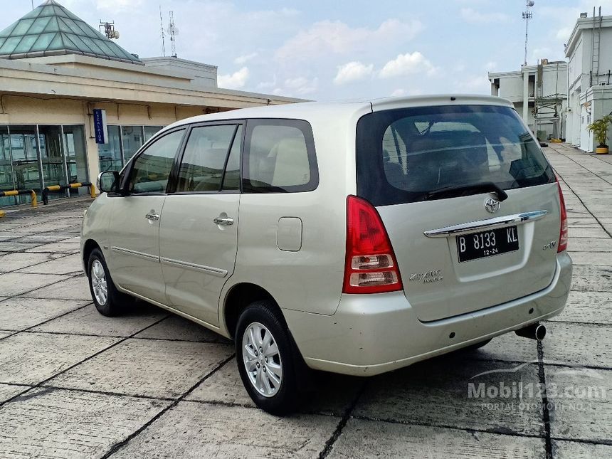 Jual Mobil Toyota Kijang  Innova  2005  V 2 0 di DKI Jakarta 