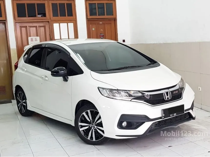 Jual Mobil Honda Jazz 2019 RS 1.5 di Jawa Timur Automatic Hatchback Putih Rp 265.000.000