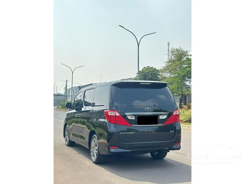 2010 Toyota Alphard G MPV