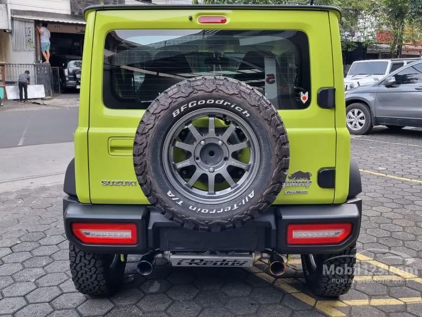Jual Mobil Suzuki Jimny 2019 1.5 di Jawa Barat Automatic Wagon Kuning
