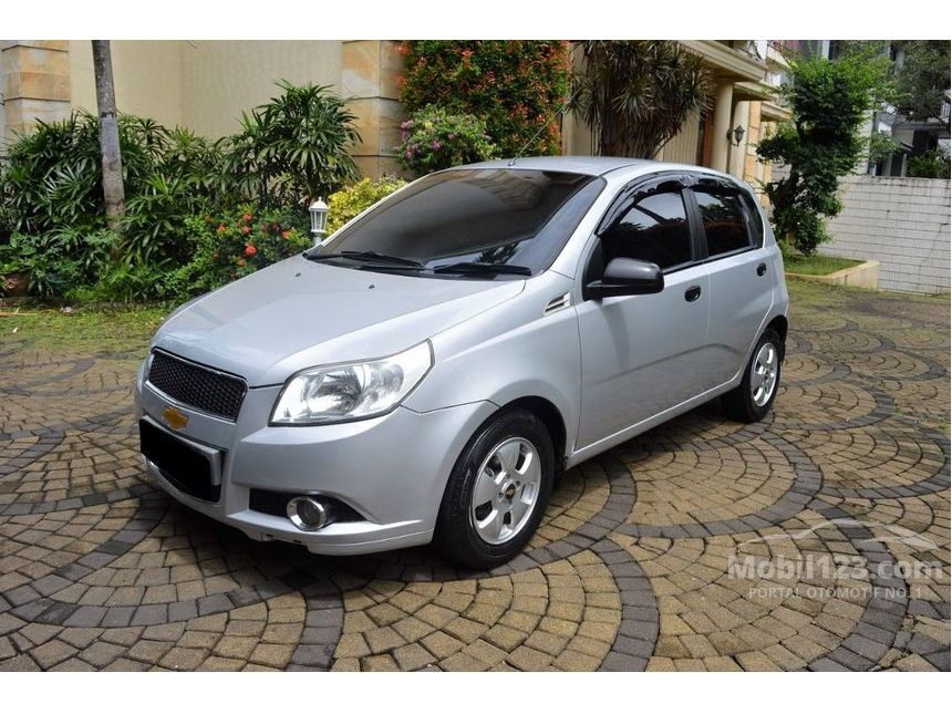 Chevrolet aveo t200 фото