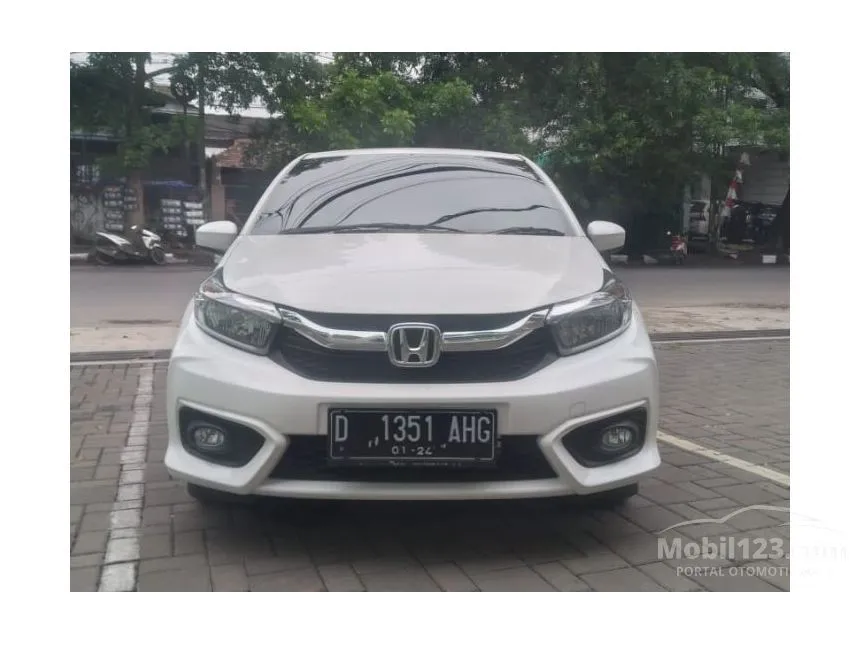 Jual Mobil Honda Brio 2018 Satya E 1.2 di Jawa Barat Automatic Hatchback Putih Rp 163.000.000