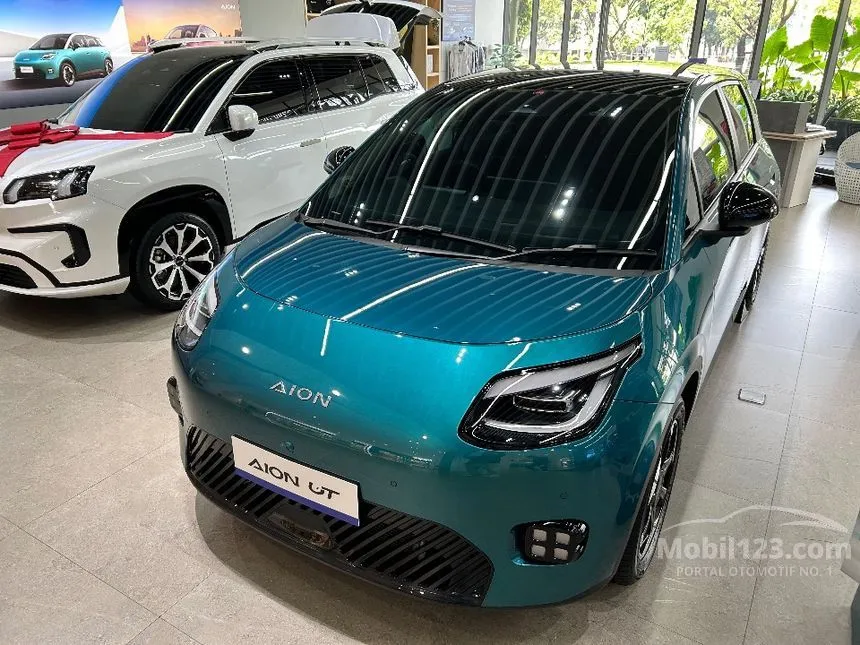 2026 GAC AION UT Premium Hatchback