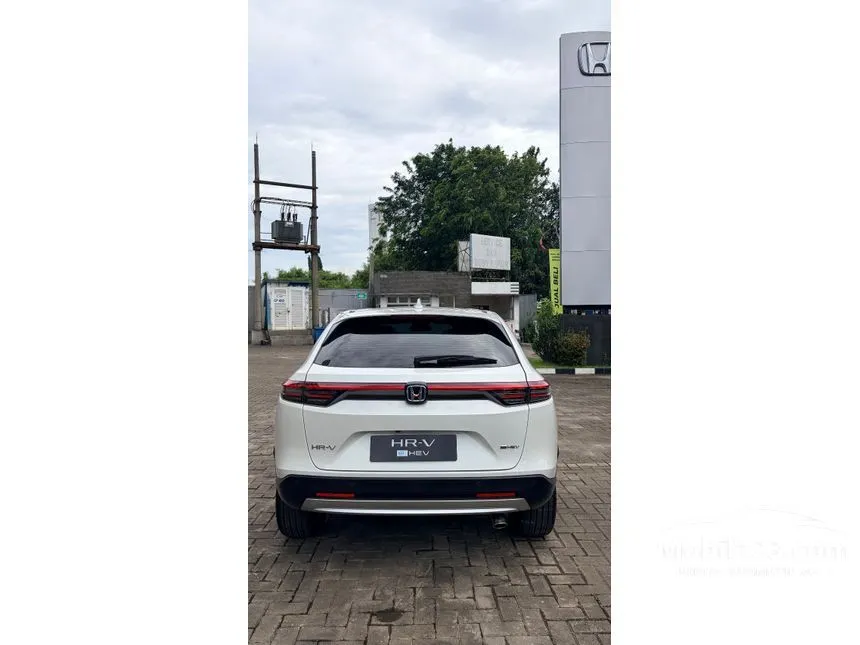 2025 Honda HR-V e:HEV SUV