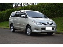 2010 Toyota Kijang Innova 2.5 G MPV Manual Diesel Tangan Pertama