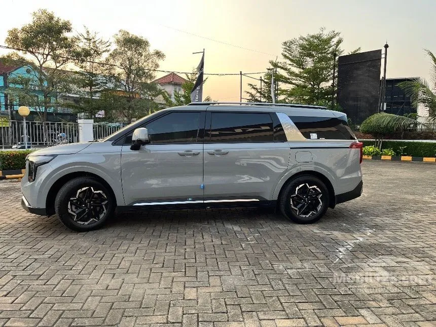 Jual Mobil KIA Carnival 2023 CRDi Premiere 2.2 di DKI Jakarta Automatic MPV Silver Rp 998.000.000
